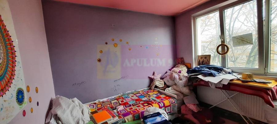 Vanzare apartament de 3 camere Dr Taberei-Valea Oltului - 9