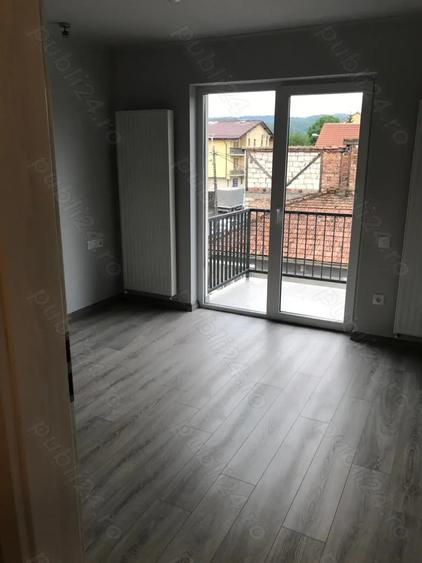 Inchiriez apartament 2 camere decomandate cartier Manastur str Campului - 6