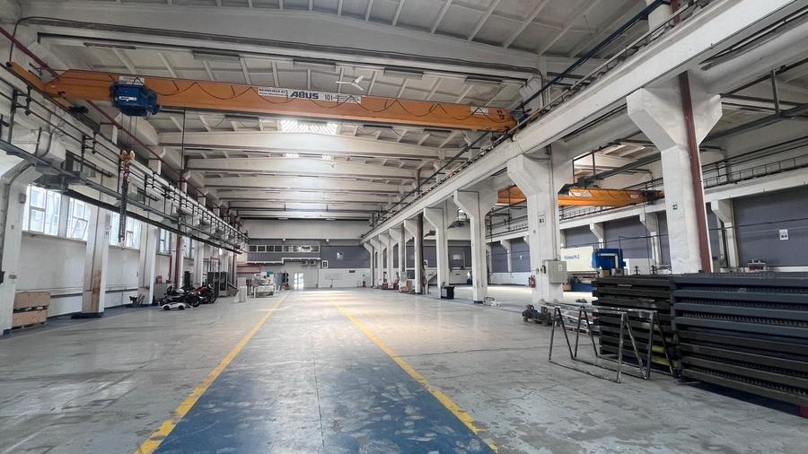 Hală industrială de închiriat – 3.739 mp, pod rulant, acces TIR-Astra - 1