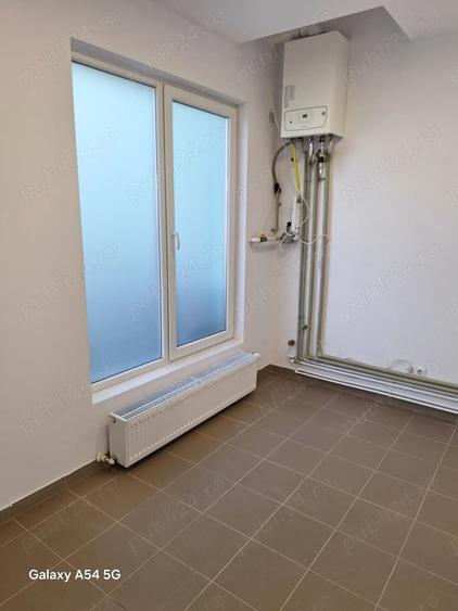 Inchiriez spatiu zona Penny - 5