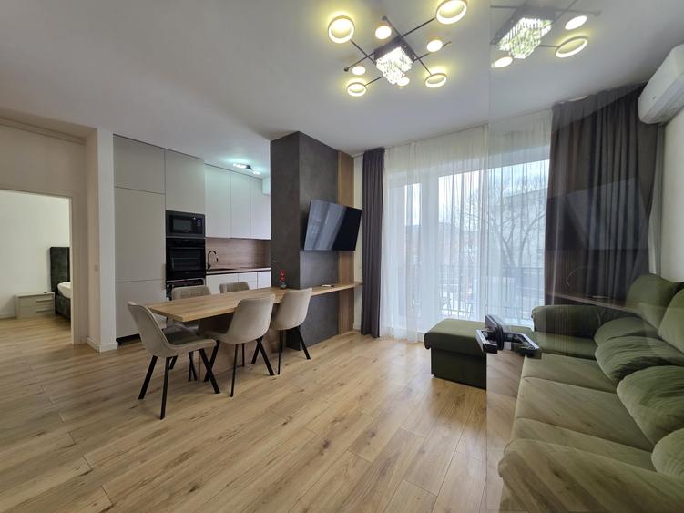 Apartament cu 3 camere, parcare subterana, Str. Mihai Viteazul - 1