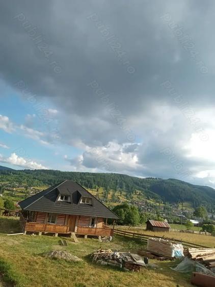 Vand casa in stil batranesc cu cerdac.. - 1