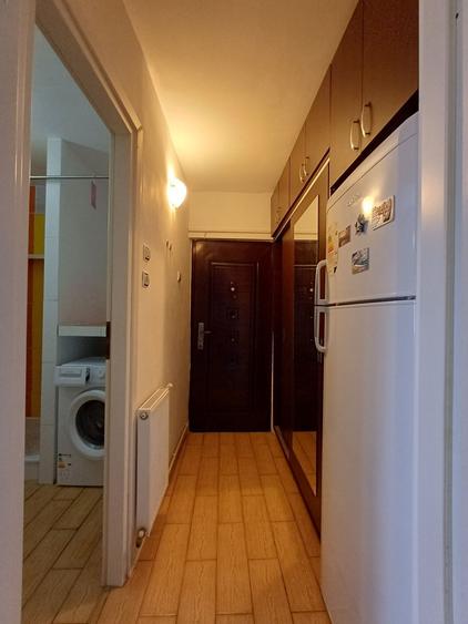 Inchiriez garsoniera - 4