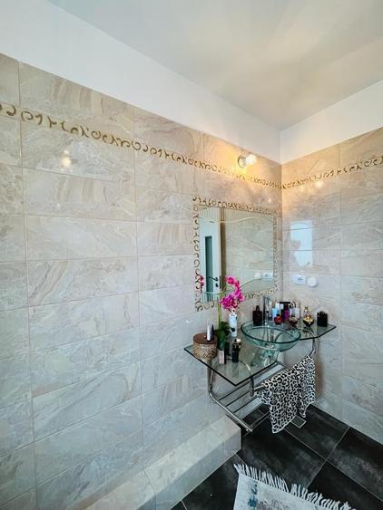 VILĂ TIP DUPLEX – PALAZU MARE VEDERE LA LAC 250000 € - 36