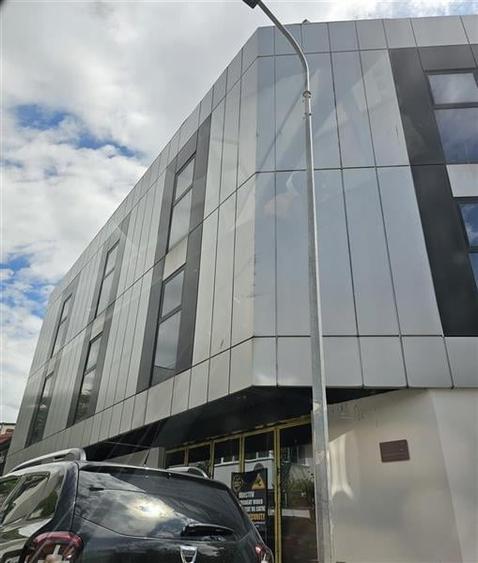 Cladire individuala in zona ultracentrala - birouri sau clinica - 9