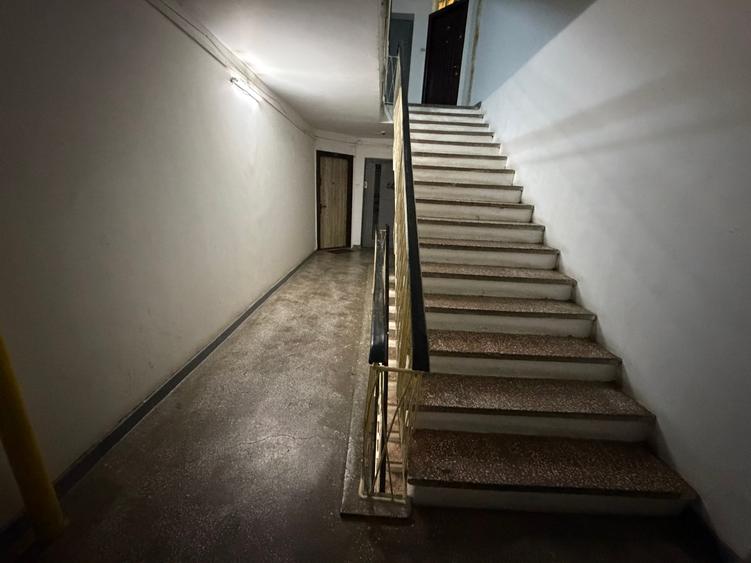 Titan 3 Camere Eraj 2  Bloc 1977 Reabilitat Decomandat Centrala 12 Min Metrou - 15