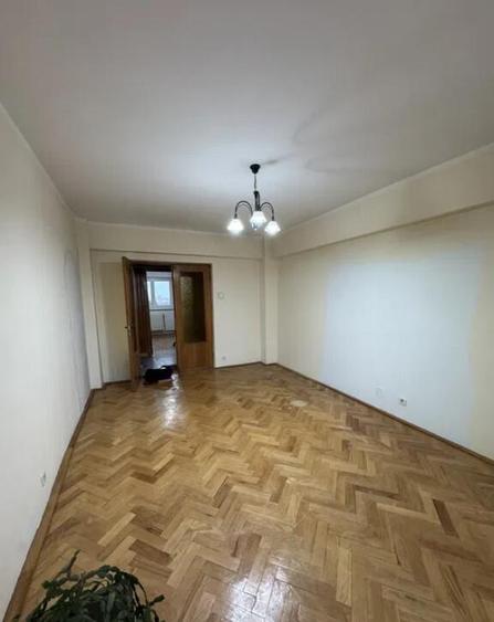 Apartament cu 3 camere decomandate zona Burdujeni - 3