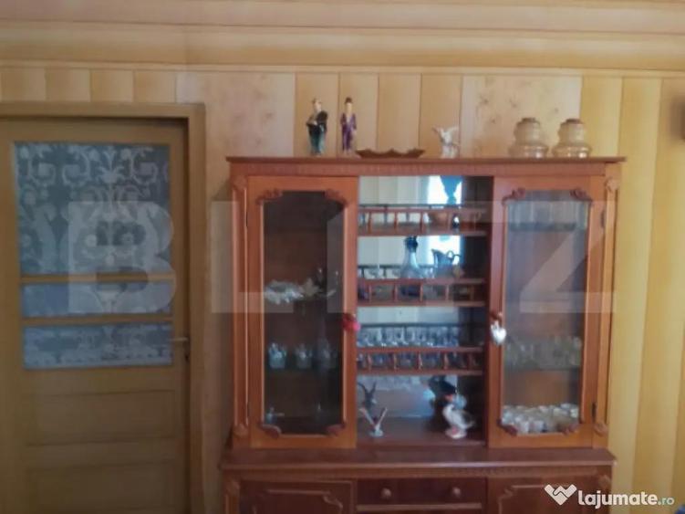 Casa batraneasca 101 mp, teren 6.940 mp in comuna Celaru - 6