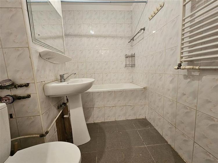 Vanzare Apartament 3 Camere Decomandat Sos.Giurgiului - 9