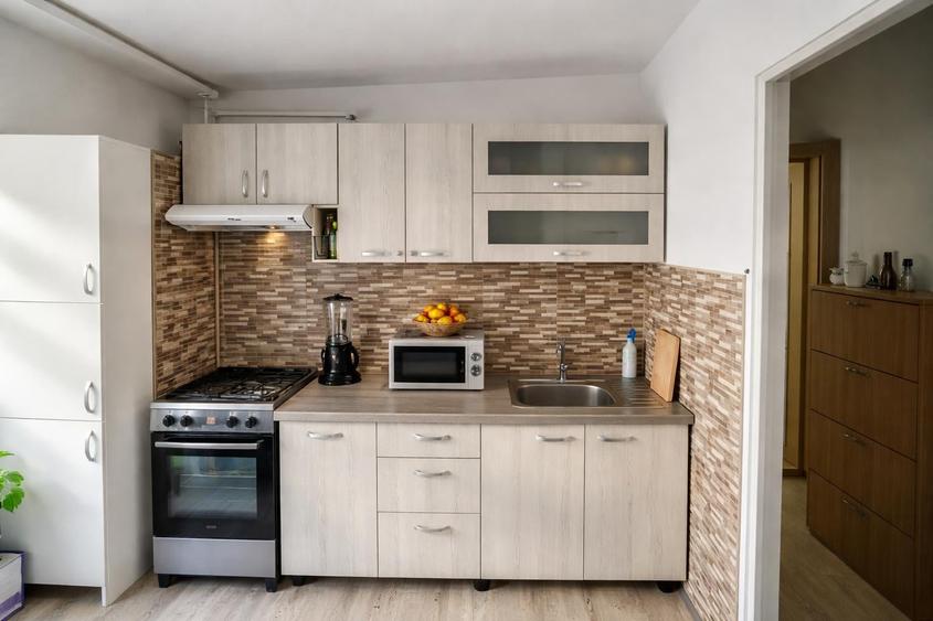 INEL I - GALERIILE SOVEJA- APARTAMENT CU 2 CAMERE MOBILAT CENTRALA GAZ - 4