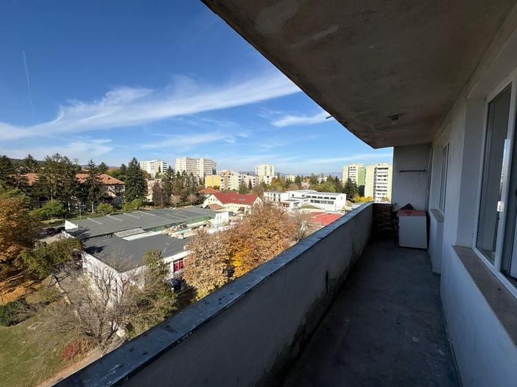 Apartament 2 camere 49 M? + balcon 10 M? cu priveliste Simeria - 9