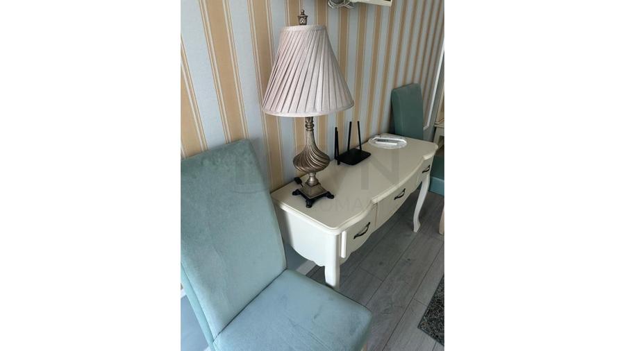 REA1019300 Studio Blue Bike Mamaia - 8