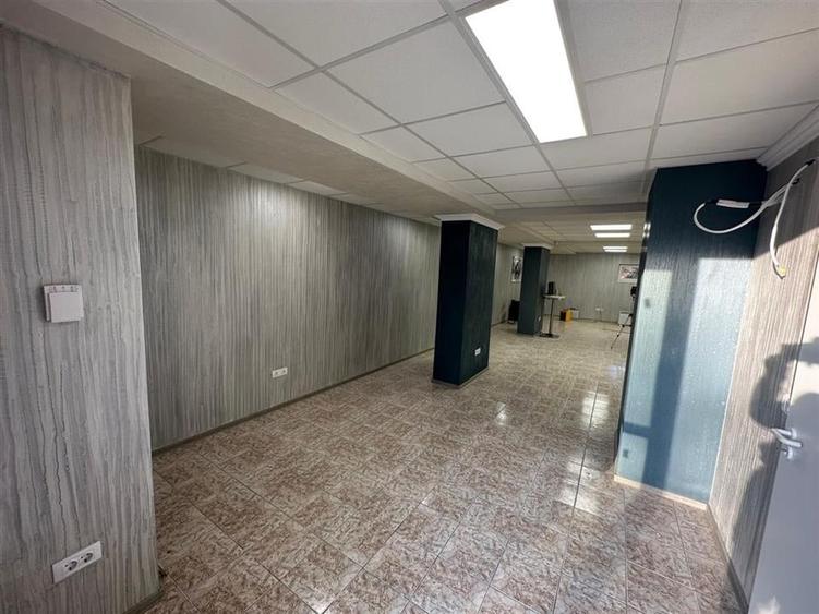 Spatiu de inchirat TCR- Carom Onesti  pentru birouri, activitati comerciale - 2