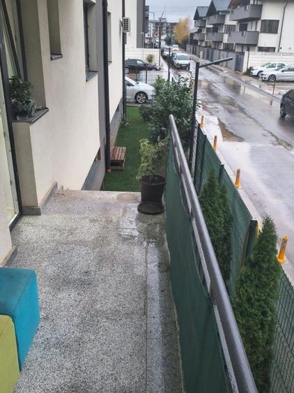 Apartament 2 camere, parter, 57mp + curte de 60mp, loc de parcare inclus - 4