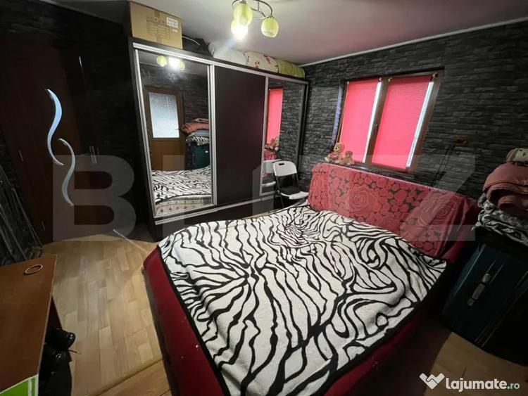 Casa moderna + teren intravilan ?i extravilan 2.638 m - 1