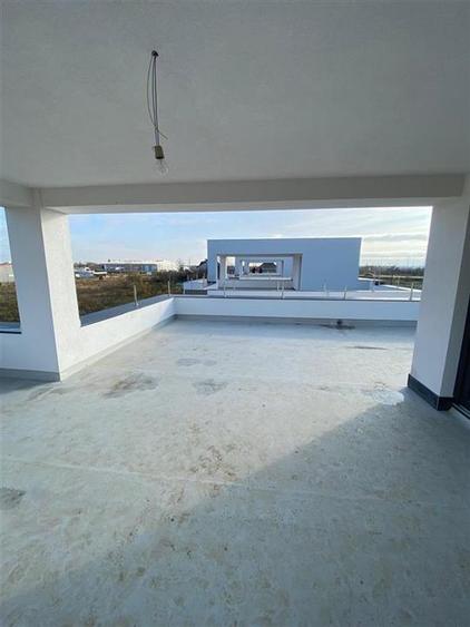 Vila moderna cu terasa panoramica, zona Gai - 3