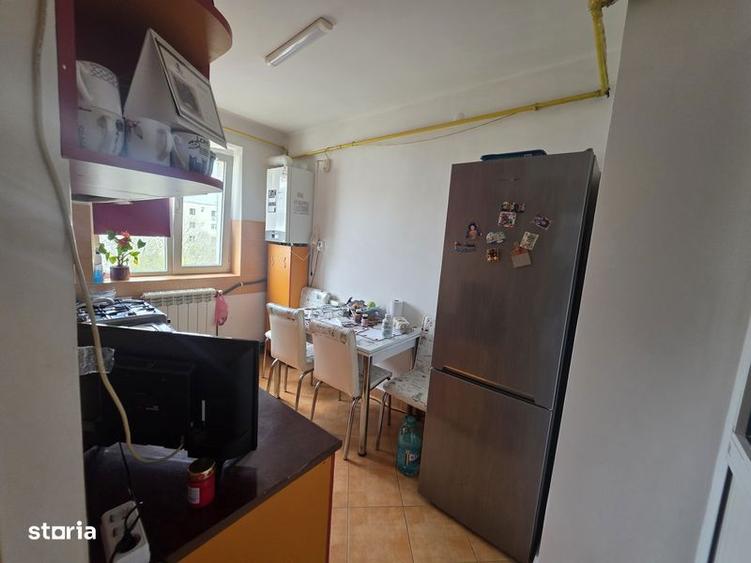 Vand apartament 2 camere semidecomandat Trivale I - 2
