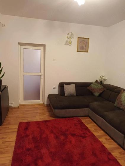 Vand casa zona INTIM - 1