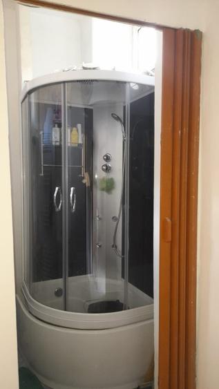 Apartament la curte comună cu 2 intrari - 6