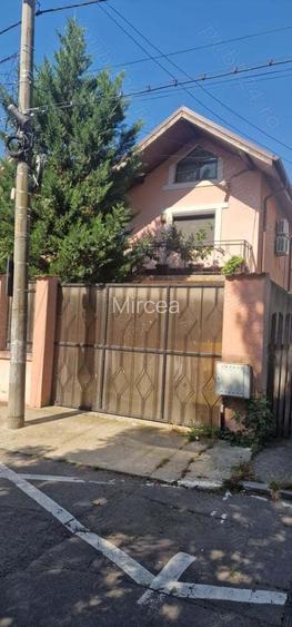 Vila zona brancoveanu , 500 mp construit si teren 820 mp Vila zona brancoveanu , 500 mp construit si teren 820 mp