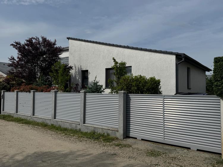 Casa moderna complect mobilata si utilata ,Sancraiu de Mures ,120mo utili,teren 554mp - 4
