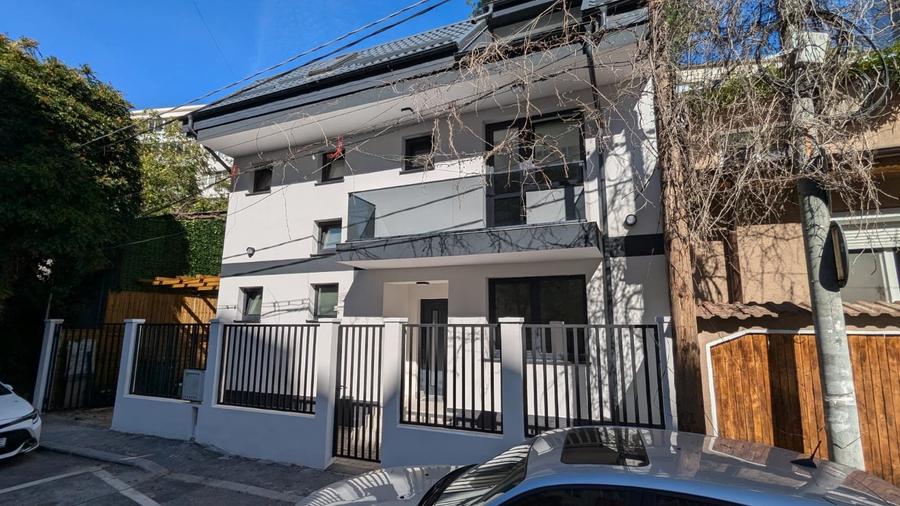 Metrou,Eroii  Revolutiei  PADESUL Vila 2024 ,Finisaje lux ,BINE CONSTRUITA 6 cam - 2