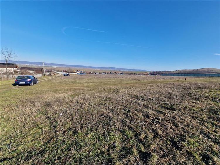 Teren intravilan 1.800 mp – Deschidere 104 ml | Sarata – Bacău - 2