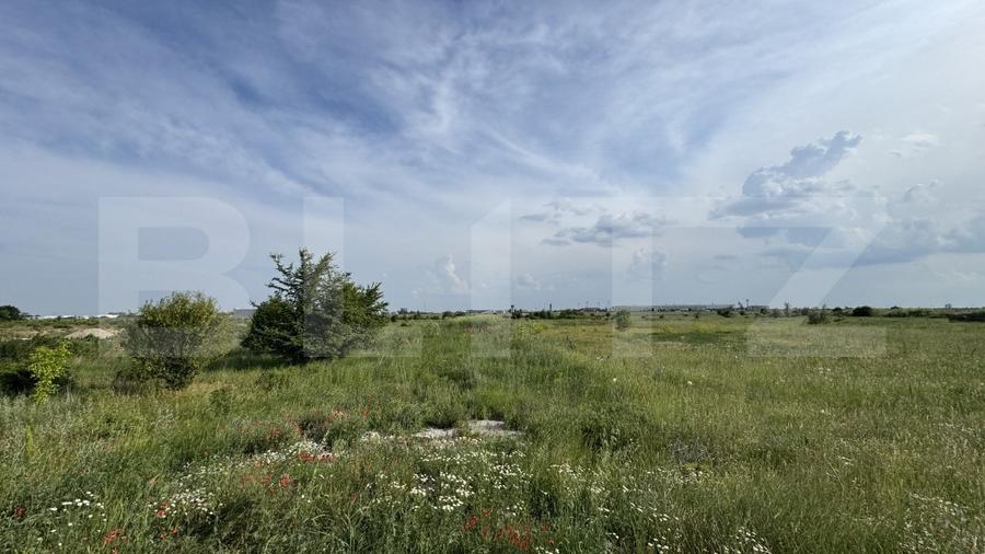 Teren intravilan 3087 mp, toate utilitatile la front, zona industriala Ghercesti - 4