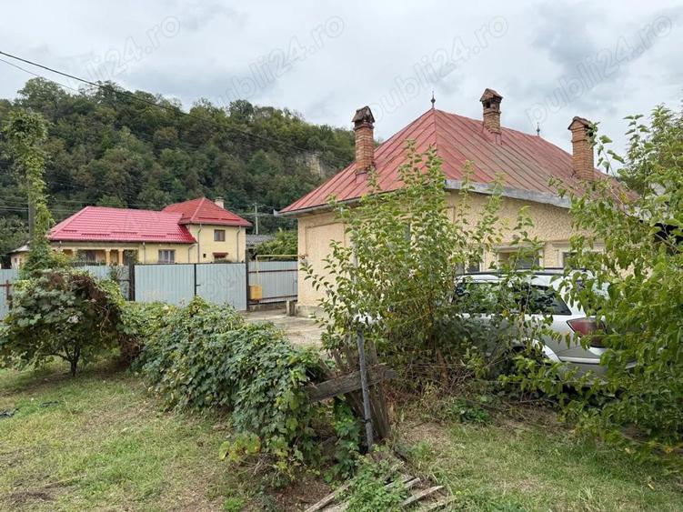 Casa si teren de vanzare Targu Ocna - 2