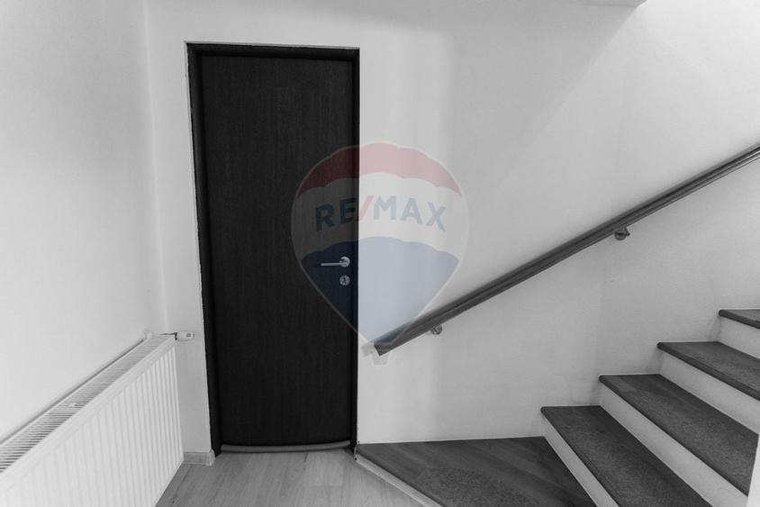 Casa / Vila deosebita de vanzare, Hateg jud. Hunedoara - 10