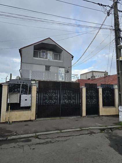 Casa P+1+M zona Bratianu sau schimburi imobiliare ?i auto - 1