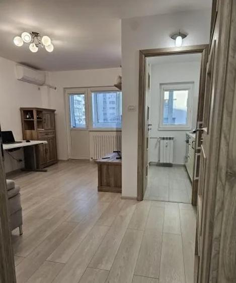 Garsoniera - Bulevardul Basarabia - 2