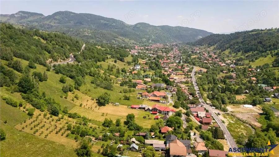 View superb:intravilan,constructie rezidenta hotel, 2.327 mp,Moieciu de Jos, Bran View superb:intravilan,constructie rezidenta hotel, 2.327 mp,Moieciu de Jos, Bran