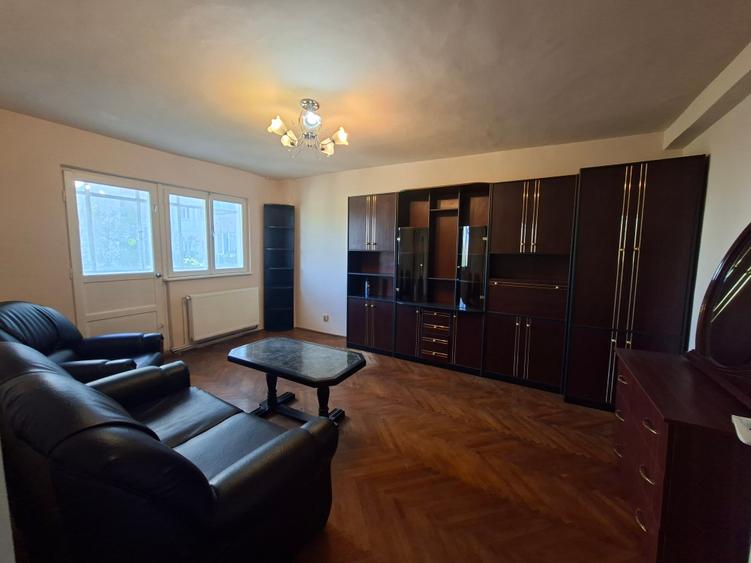 Iulius Mall- Dacia - 2