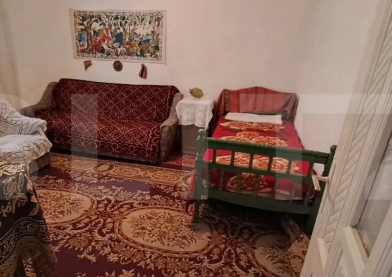 Voinesti Casa batraneasca, de vanzare, 70 mp - 10