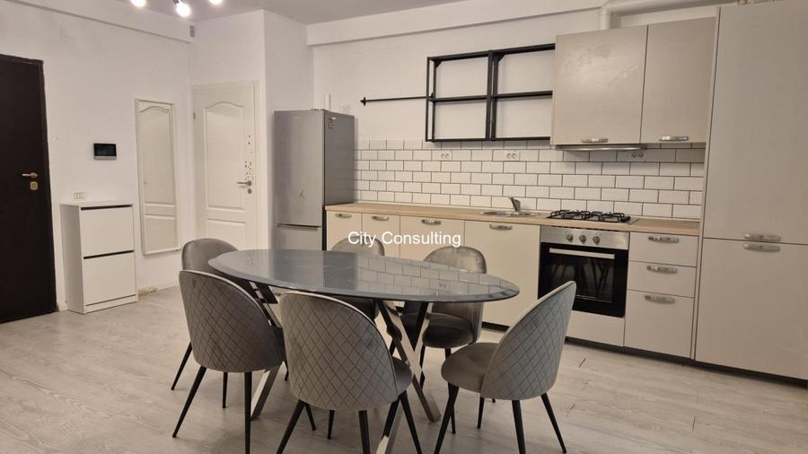 Inchiriere apartament cu 4 camere Nordului Herastrau - 2