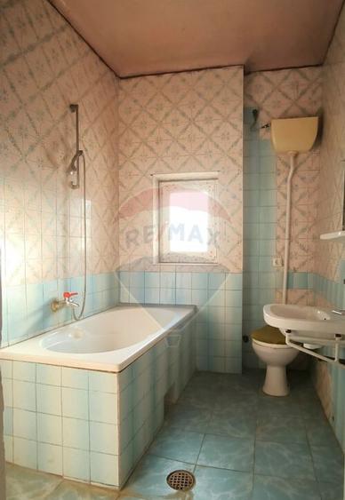 Casa cu istorie in inima Dumbraveniului 15 min. de... - 1