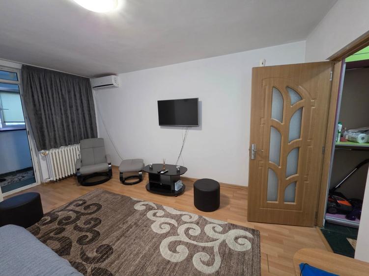 Trapezului, 5 minute metrou 1 Decembrie 1918, bloc 1978, reabilitat - 4