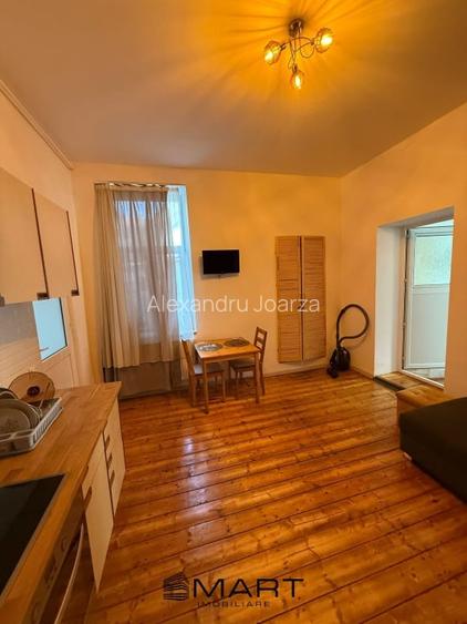 Apartament de inchiriat - 2 camere zona Centrul Istoric