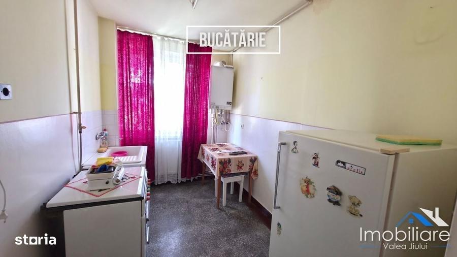 Apartament 2 camere Vulcan | Str. Nicolae Titulescu | Etaj 4/4 - 5