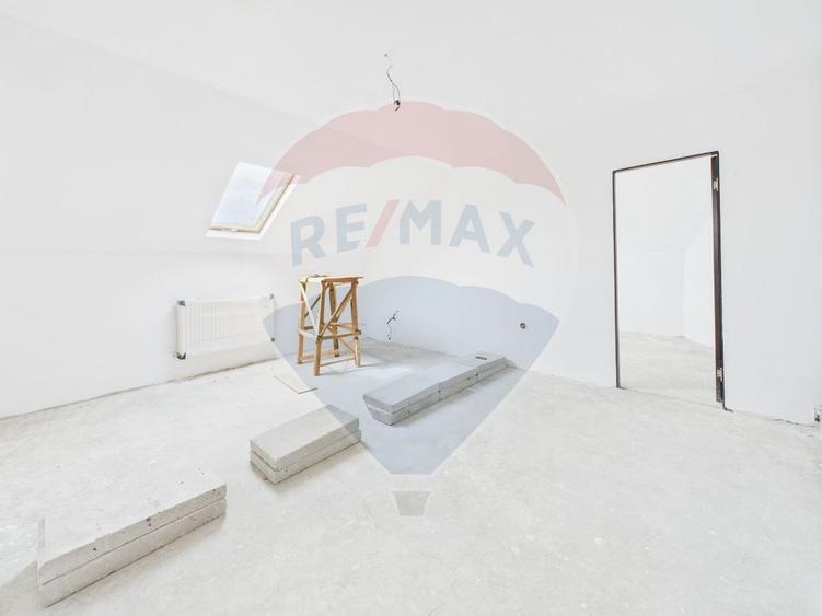 Proprietate speciala Dragomiresti Deal -Teren 15000 mp - 18