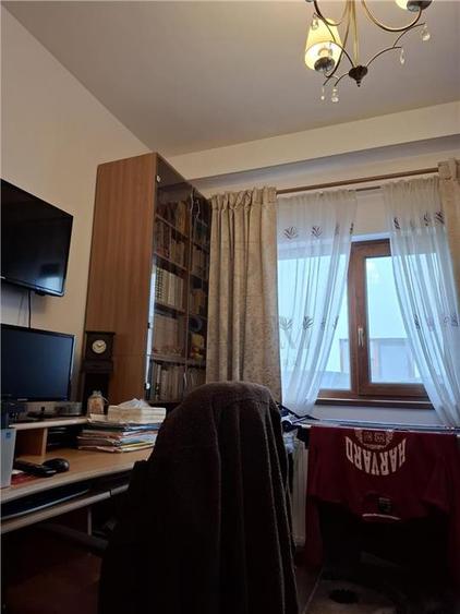 Duplex mobilat utilat - teren generos - asfalt - 8