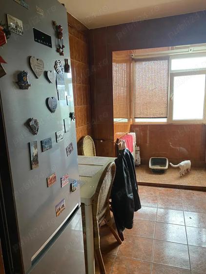 Proprietar vand ap. 3 camere - 8