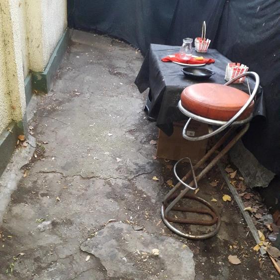 Casă cu 2 camere cu Teren 16 Mp în Basarabia