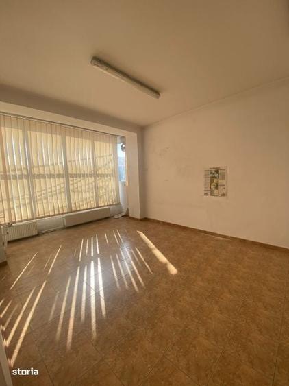 Spațiu comercial, de 120 mp, în 1 Mai