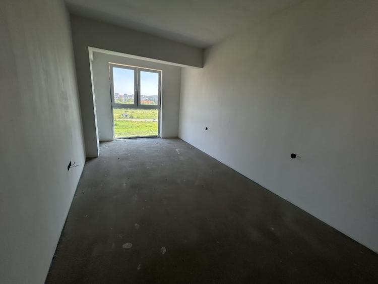 Apartament 3 camere , semidecomandat, semifinisat,  80 mp, zona Avram Iancu - 5