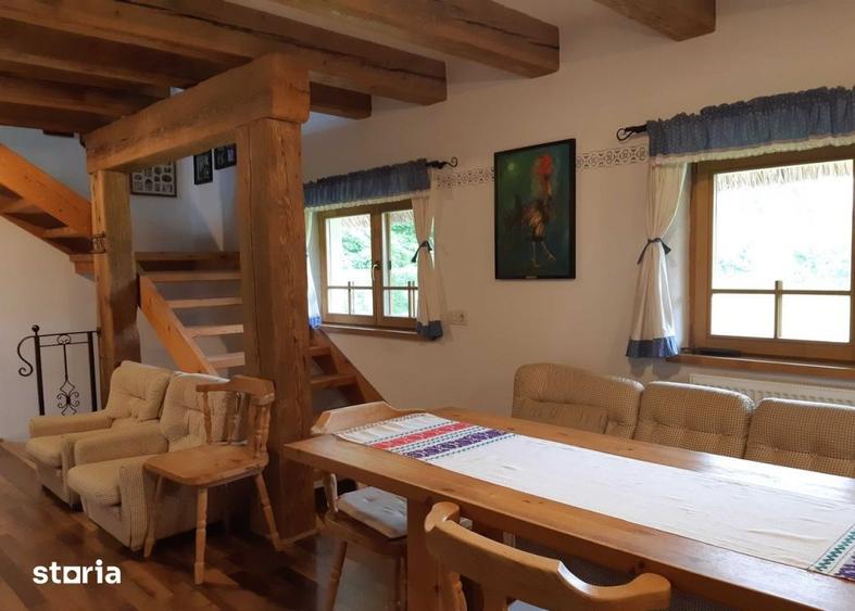 Casă cu 7 camere cu Teren 250 Mp în Ciurila