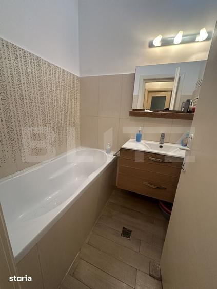 Apartament cu 4 camere în Bercu Roșu