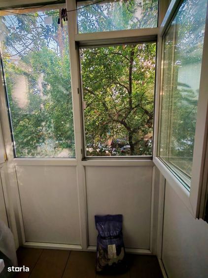 Apartament cu 2 camere decomandat, mobilat în Tei