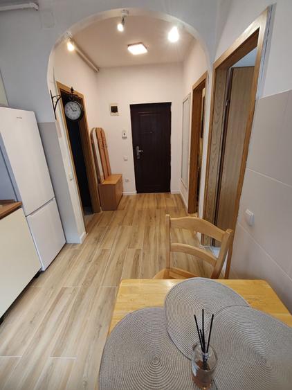 Apartament cu 2 camere decomandat în Iris